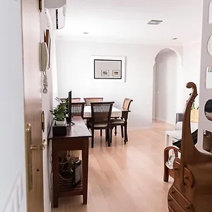 https://casa-juana-cadiz.hotelsincadiz.net